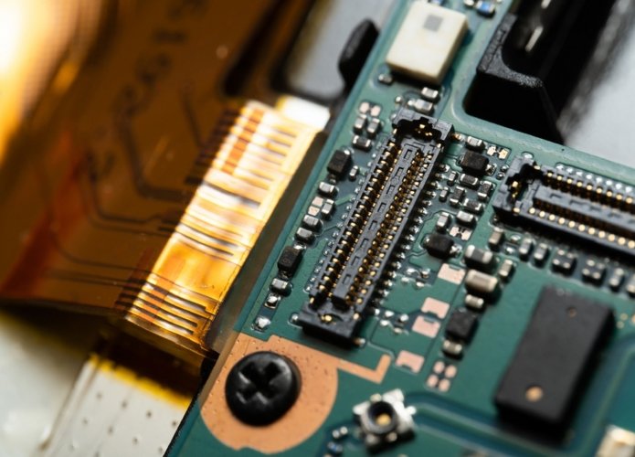 Large area flexible circuit manufacturing